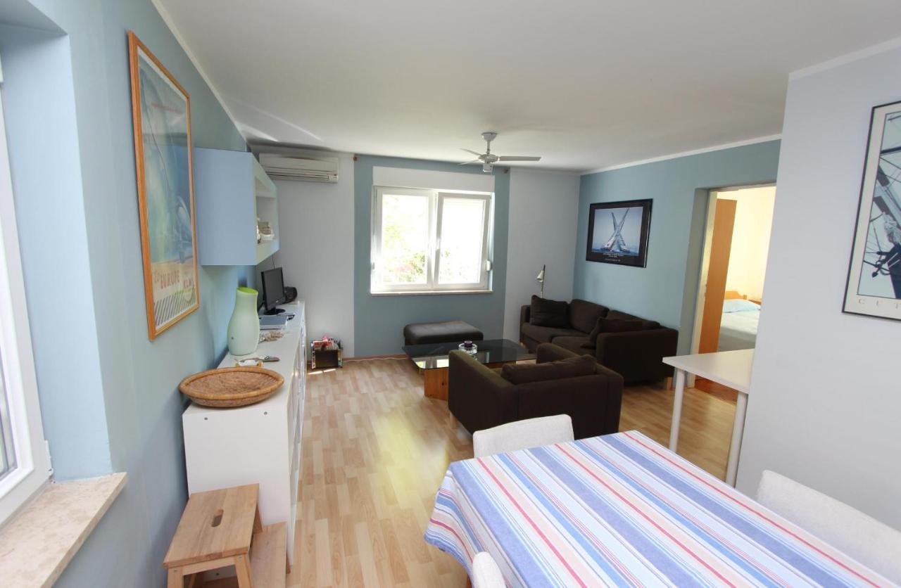 Apartment Maestral Rovinj Exterior photo